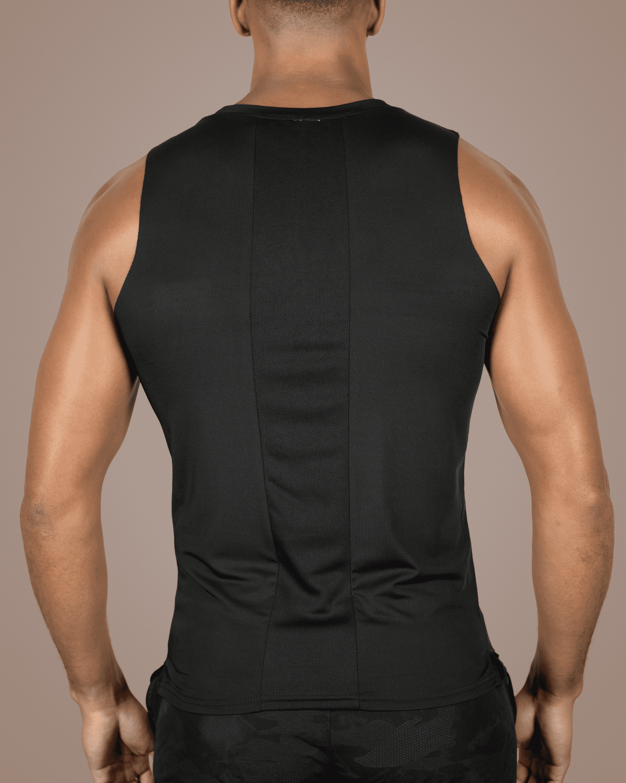 THUGFIT LiftRift Sleeveless Men's Slim Fit Tank Top - Black - THUGFIT