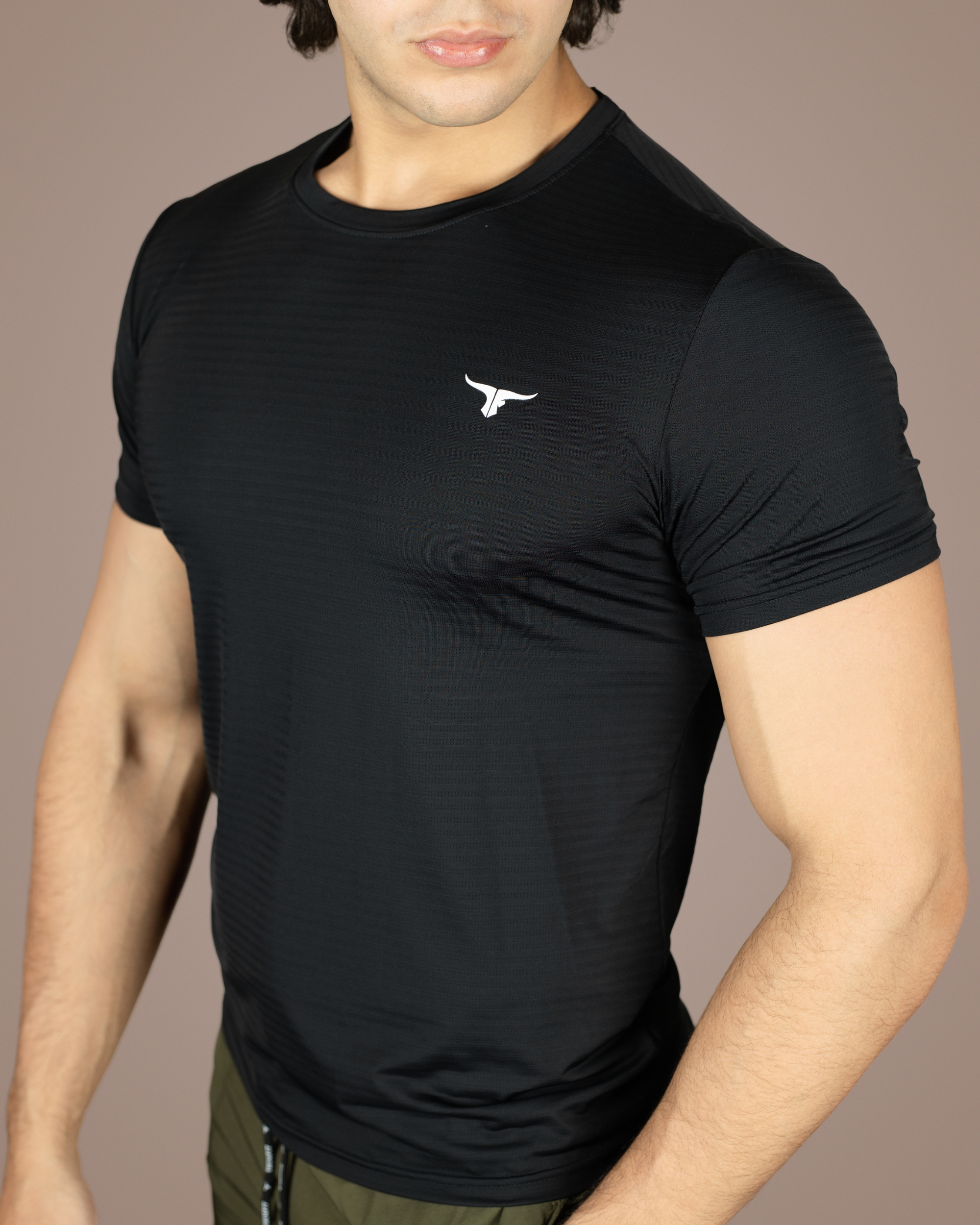 THUGFIT AirmanArmor - Men's Muscle Fit T-Shirt - Black - THUGFIT
