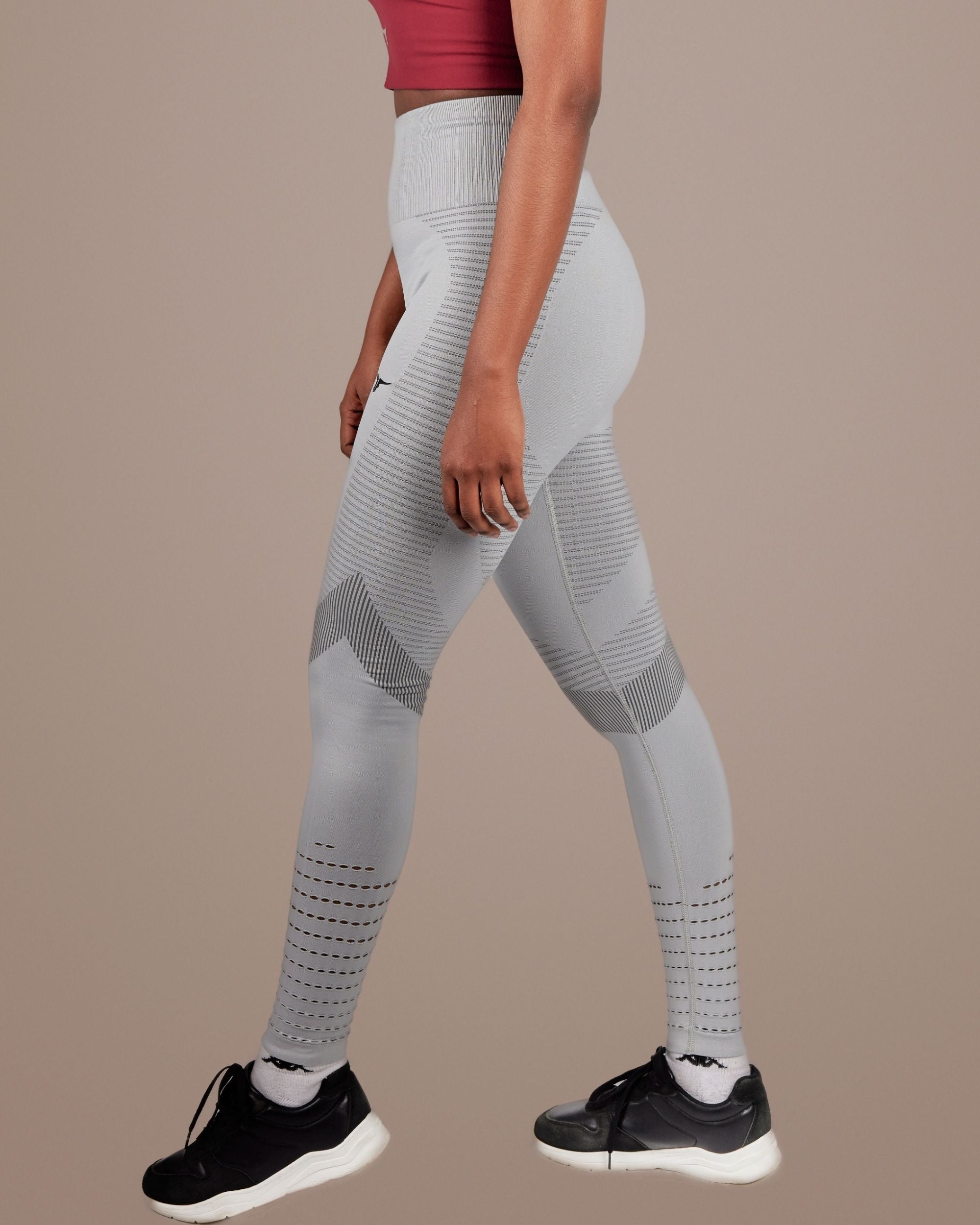 Light grey gym on sale leggings